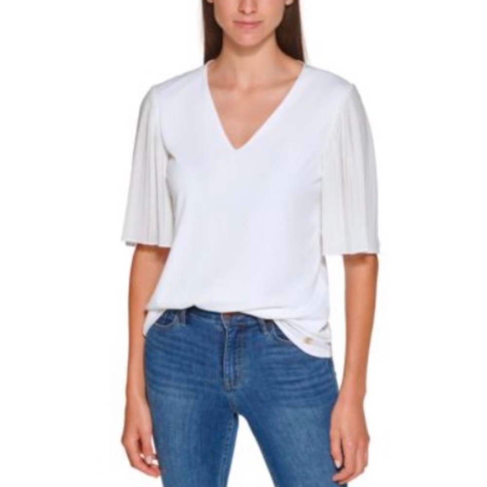 NWT Calvin Klein off white V neck blouse size XL